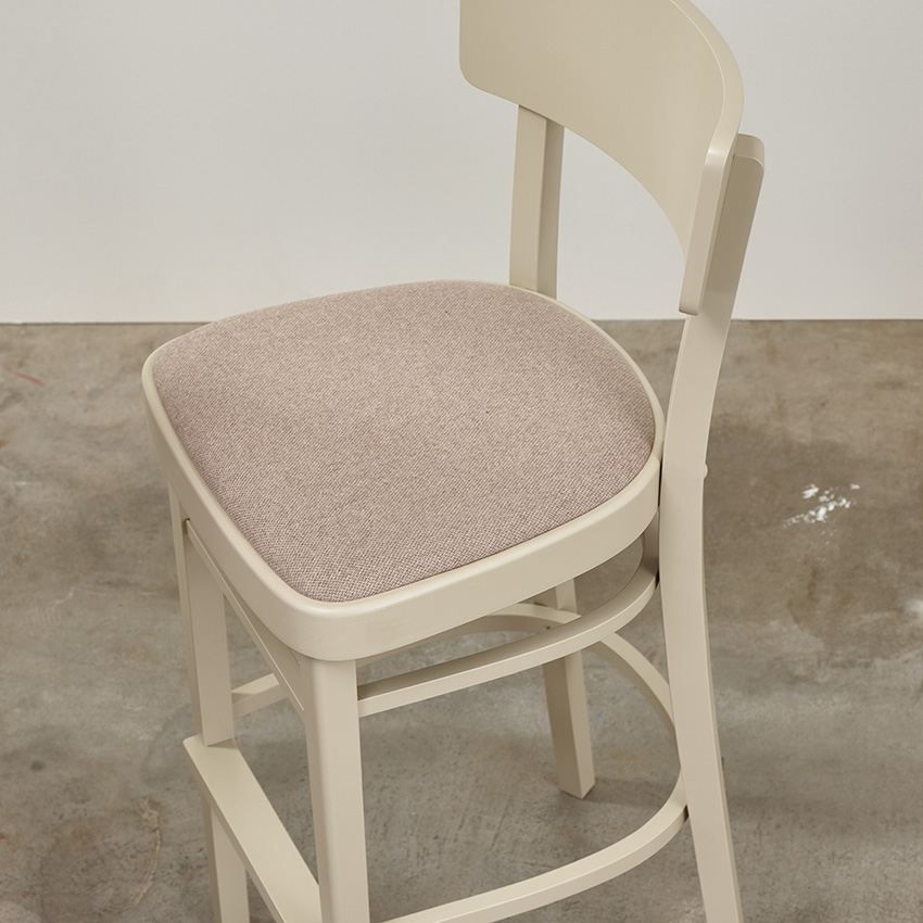 Barstol_Ideal_01