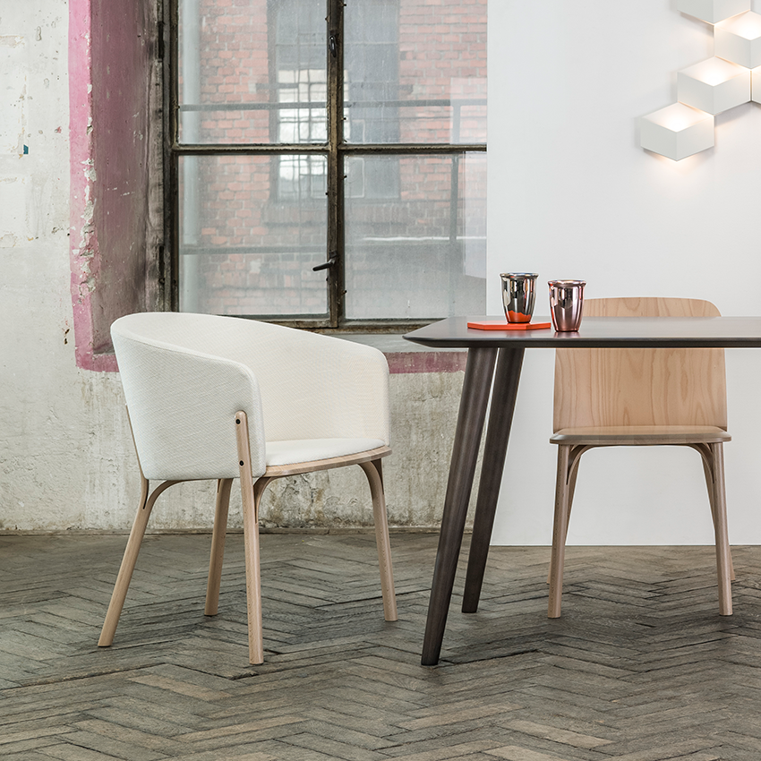 TON_Split_Armtol03_hpinteriornordic